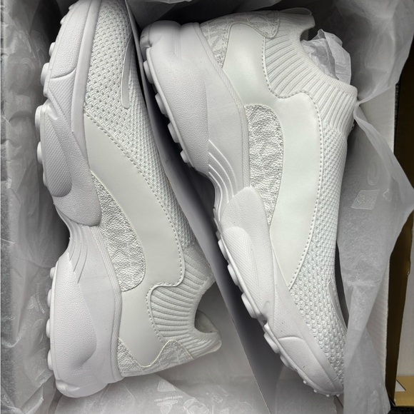 Brand New Michael Kors  Knit Trainer – Size8.5 with box - Picture 7 of 14